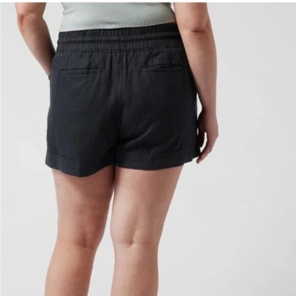 Athleta Cabo Linen 4" Short Black - Picture 3 of 7
